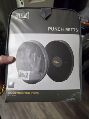 Everlast Black and Yellow Punch Mitts